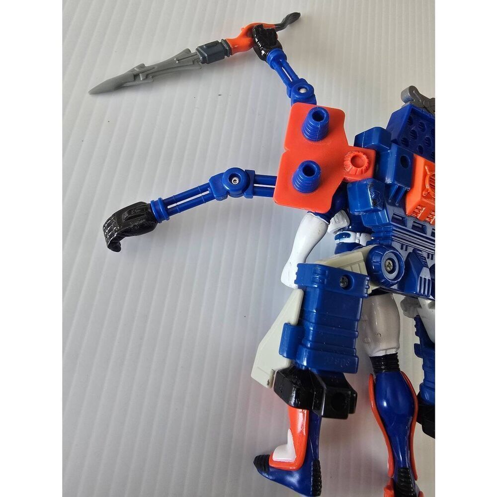 Power Rangers in Space Blue Battlized Power Ranger *Incomplete* - Picture 6 of 8